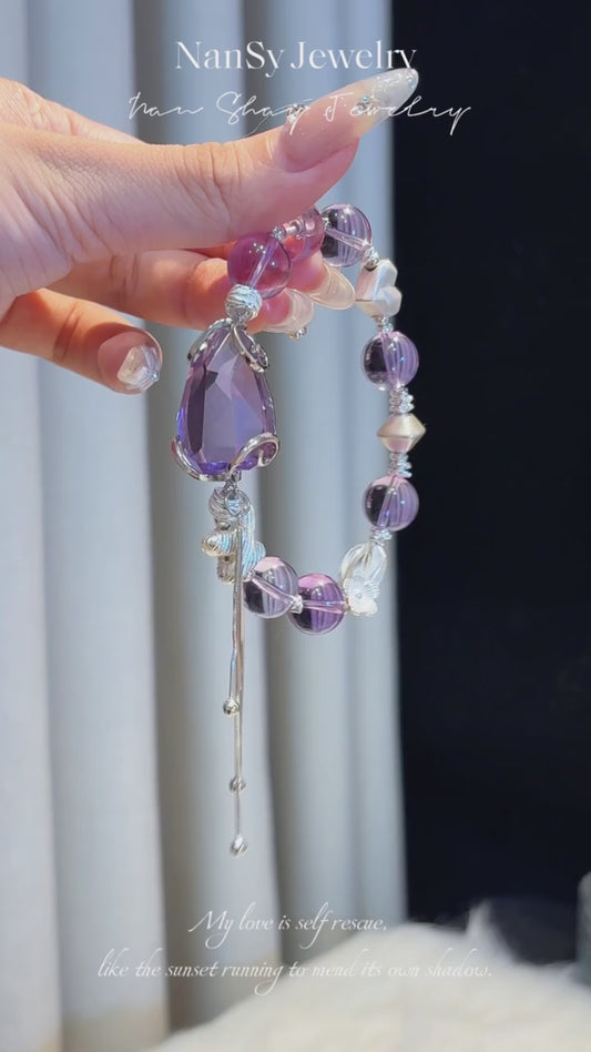 Wisteria Flower Language 💜- Have a violet as beautiful as a butterfly